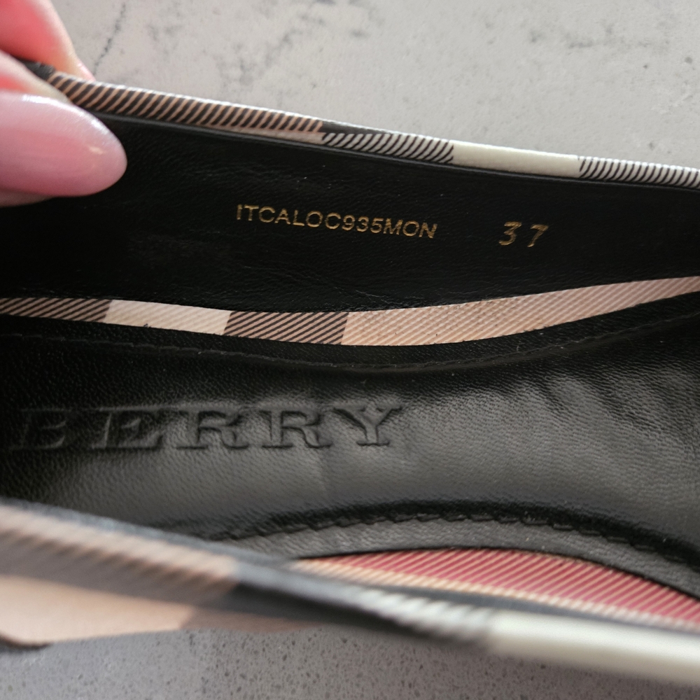 Burberry Ballerina Flats - Picture 8 of 11